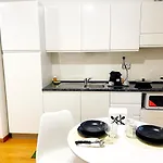 Florence Green Apartment