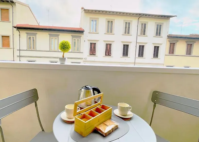 Florence Green Apartment